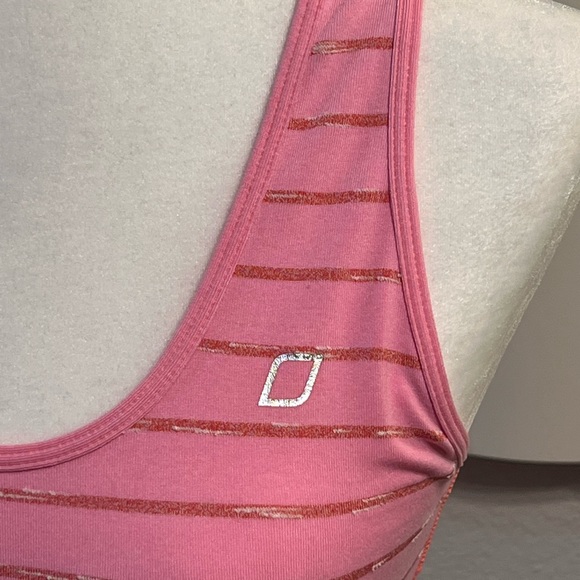 Lorna Jane Stripped Pink  Approx Small Women’s Top - Picture 4 of 10
